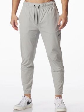 Legends Men’s Carson Athletic Performance Casual Pants Joggers in grey size XXL